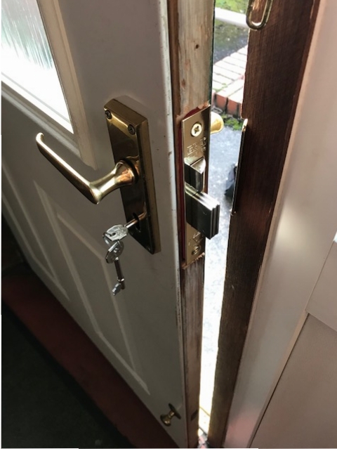 https://www.locksmithdoncaster.co.uk/wp-content/uploads/mortice-lock-security.jpg